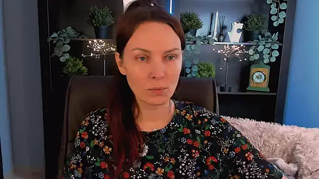 VandaRossi online show from 11-15-25, 09:46