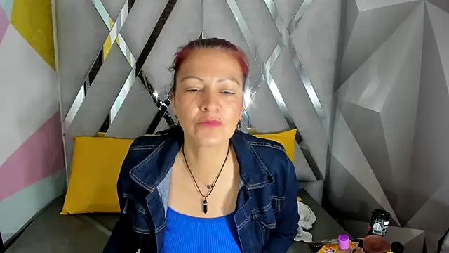 Snapshot of Mulan_sexy01 chatting on 06-11-26, 12:57 Mulan sexy01 online show from 06-11-26, 12:57