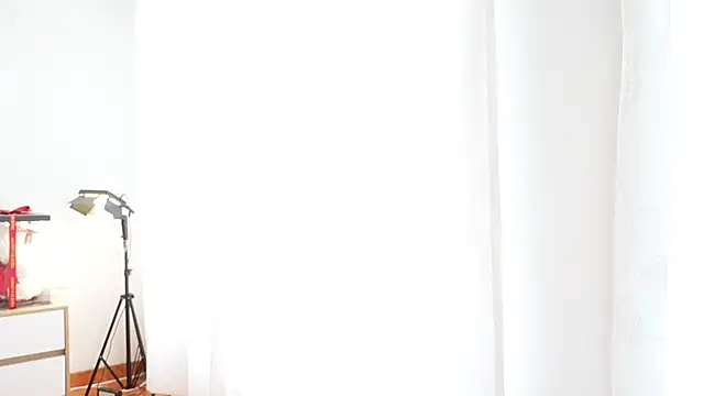 Snapshot of samantha_evans2 chatting on 06-03-26, 10:25 samantha evans2 online show from 06-03-26, 10:25