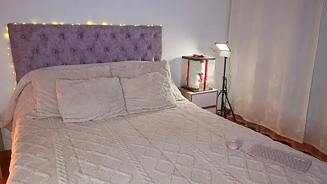 samantha evans2 online show from 04-07-26, 02:46