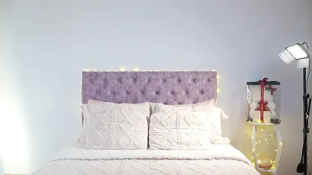 samantha evans2 online show from 02-18-26, 12:08