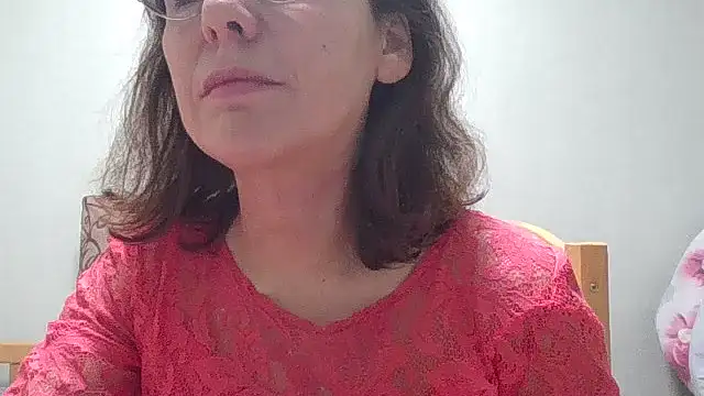 HollyJewel online show from 12-14-25, 06:24