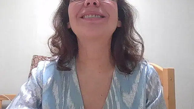 HollyJewel online show from 03-05-26, 04:25