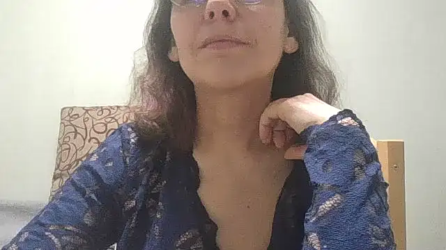 HollyJewel online show from 03-16-26, 04:32