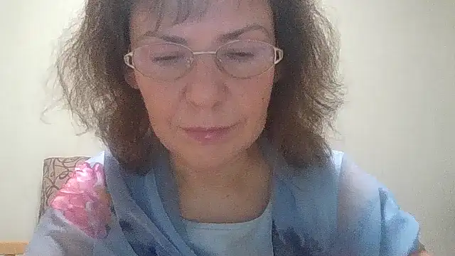 HollyJewel online show from 11-04-25, 06:01