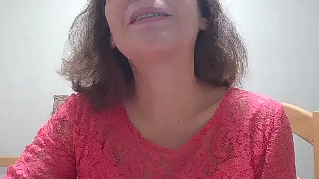 HollyJewel online show from 10-23-25, 04:49