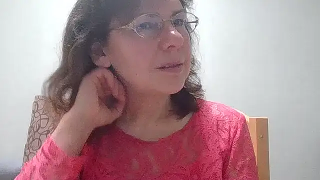 HollyJewel online show from 03-29-26, 05:03