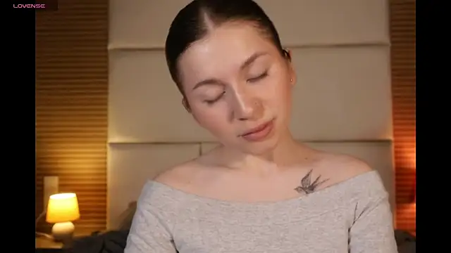 Snapshot of AliceBellamy chatting on 05-30-26, 06:35 AliceBellamy online show from 05-30-26, 06:35