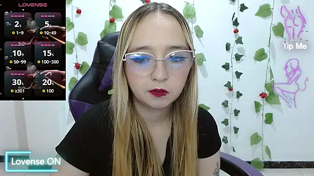 Liaroberts1 online show from 02-14-26, 02:45