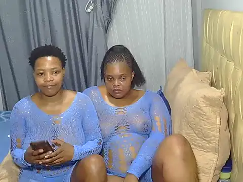 Snapshot of Xxxsluts chatting on 07-14-26, 11:33 Xxxsluts online show from 07-14-26, 11:33