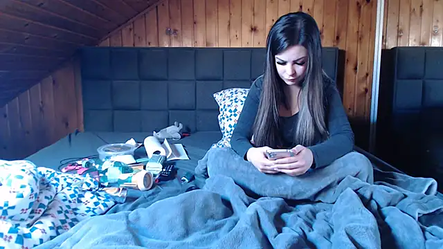 BoeseMoni1998 online show from 03-22-25, 08:18