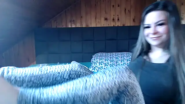 BoeseMoni1998 online show from 03-13-25, 07:53