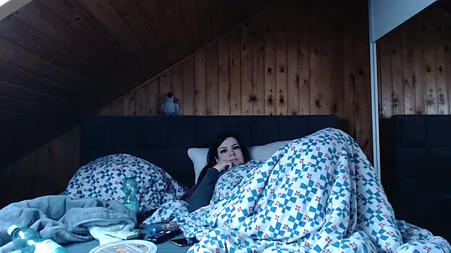 BoeseMoni1998 online show from 10-06-25, 11:00