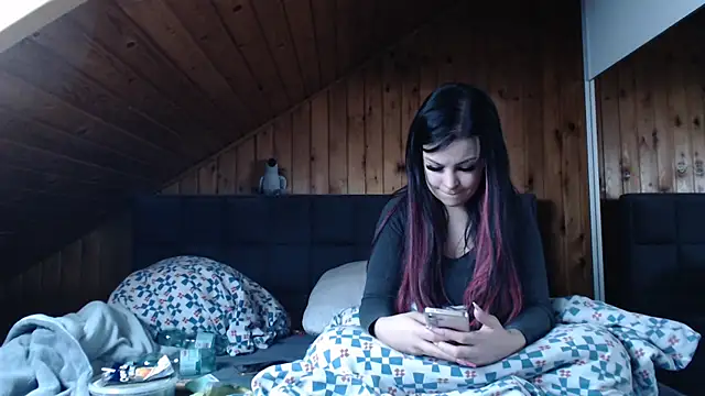 BoeseMoni1998 online show from 10-08-25, 09:11