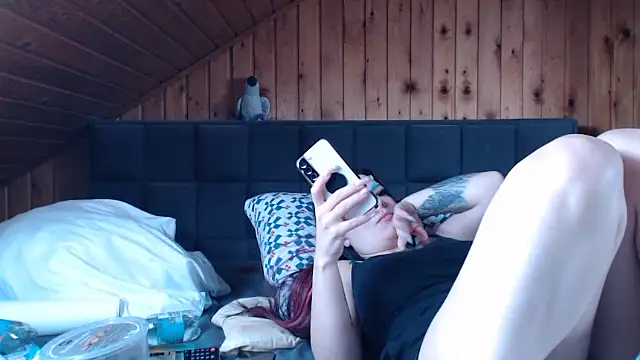 BoeseMoni1998 online show from 09-19-25, 09:35