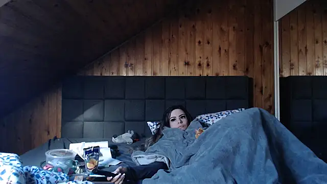 BoeseMoni1998 online show from 03-21-25, 07:11