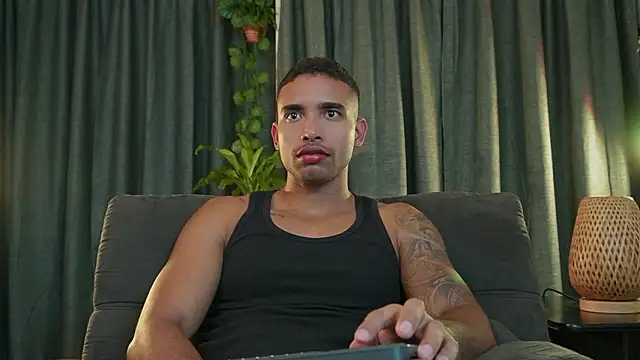 LincomAmith online show from 02-12-26, 05:18