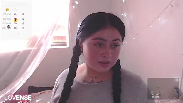 Snapshot of PamelaDoouce chatting on 01-08-25, 06:31 PamelaDoouce online show from 01-08-25, 06:31