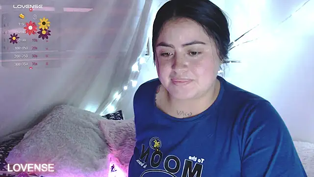 Snapshot of PamelaDoouce chatting on 01-11-25, 11:02 PamelaDoouce online show from 01-11-25, 11:02