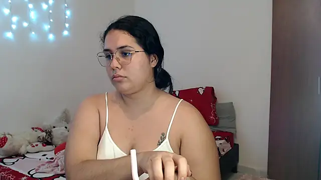 zaritagape21 online show from 10-26-25, 02:01