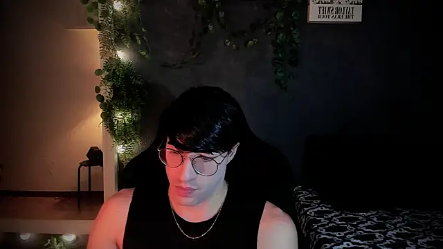 Snapshot of newjeff chatting on 03-20-25, 01:13 newjeff online show from 03-20-25, 01:13