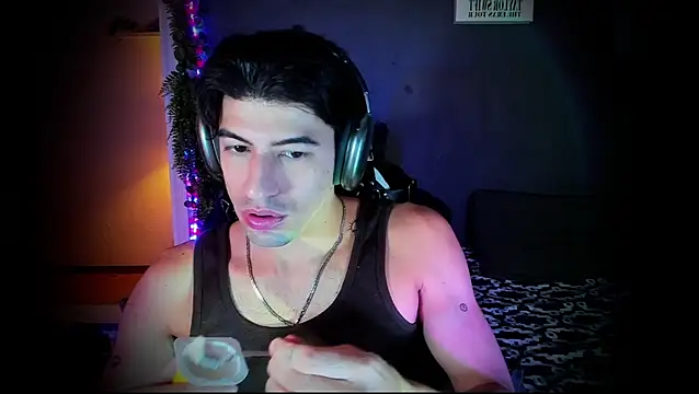 Snapshot of newjeff chatting on 09-22-25, 10:16 newjeff online show from 09-22-25, 10:16
