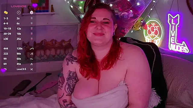 opalreigning online show from 11-20-25, 12:28