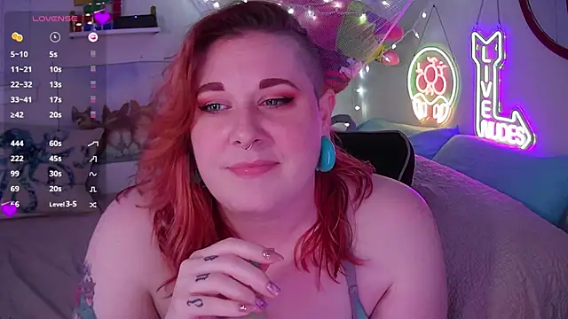 Snapshot of opalreigning chatting on 01-04-25, 10:05 opalreigning online show from 01-04-25, 10:05