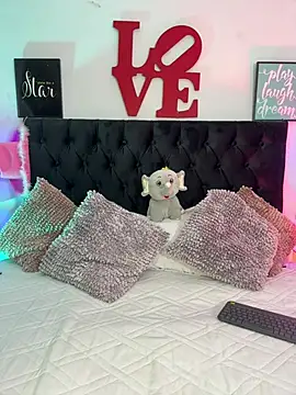 AriannaTorres online show from 02-16-26, 06:50