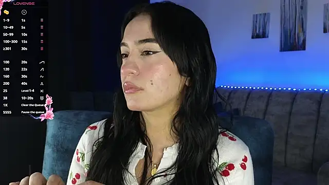 ZaraDames  online show from 11-22-25, 04:11