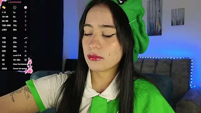 ZaraDames  online show from 11-10-25, 02:05