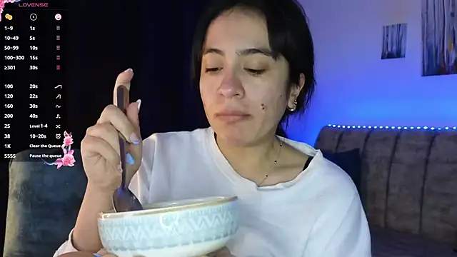 ZaraDames  online show from 10-01-25, 02:17