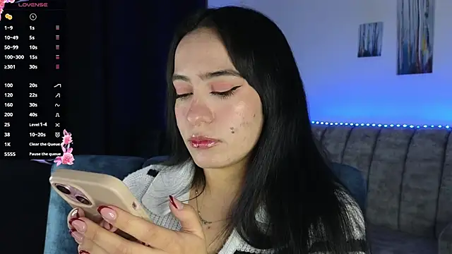 ZaraDames  online show from 10-31-25, 02:52