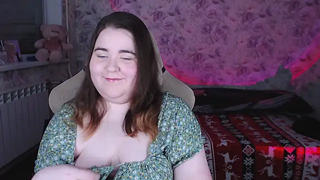 Snapshot of Estelle_Hicks chatting on 02-22-26, 06:42 Estelle Hicks online show from 02-22-26, 06:42