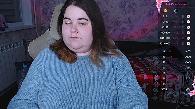 Estelle Hicks online show from 11-18-25, 06:22