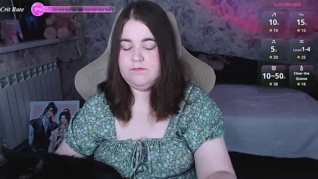 Estelle Hicks online show from 07-18-26, 07:22