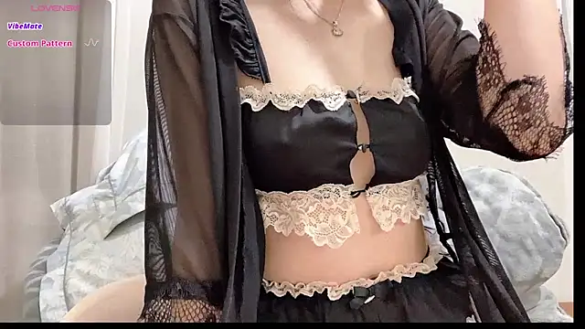 Snapshot of _minji_bae chatting on 03-02-26, 08:38 minji bae online show from 03-02-26, 08:38