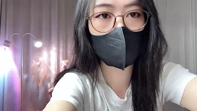  minji bae online show from 04-18-26, 03:03