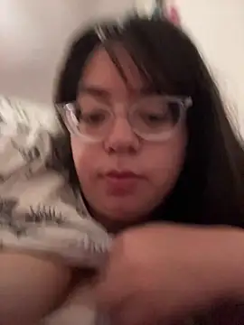 indiegirl666 online show from 03-06-26, 02:17