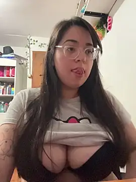 indiegirl666 online show from 06-11-26, 02:53