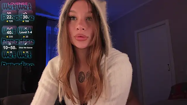 Snapshot of soffi_lav chatting on 12-30-24, 01:26 soffi lav online show from 12-30-24, 01:26