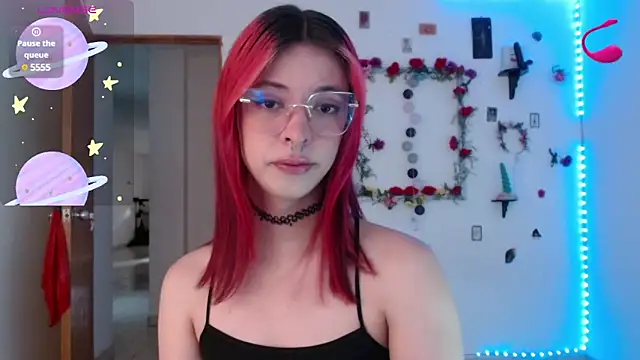 Snapshot of _GalyaX_ chatting on 02-12-25, 12:33  GalyaX  online show from 02-12-25, 12:33