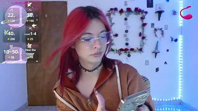 Snapshot of _GalyaX_ chatting on 12-14-24, 12:33  GalyaX  online show from 12-14-24, 12:33