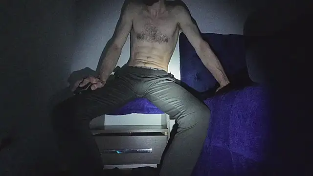 slendt94 online show from 04-14-26, 06:51