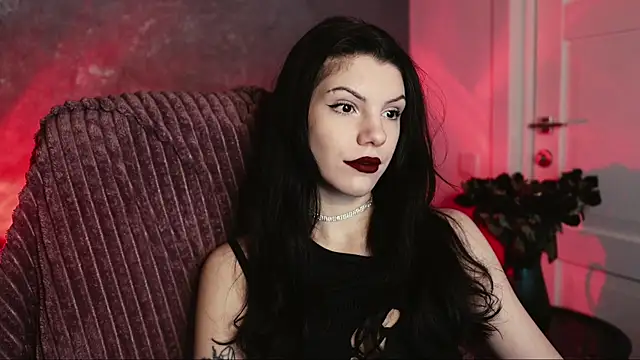 Snapshot of mistress__rochelle chatting on 01-19-26, 03:21 mistress rochelle online show from 01-19-26, 03:21