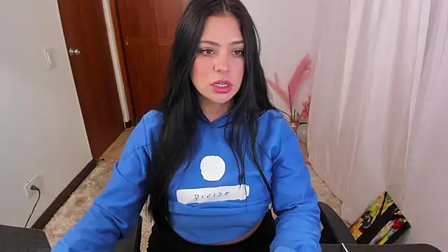 Victoryyy  online show from 03-20-25, 08:40