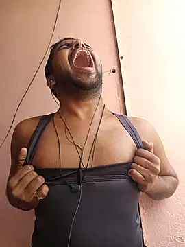 Snapshot of MeFeellove chatting on 11-07-25, 09:03 MeFeellove online show from 11-07-25, 09:03