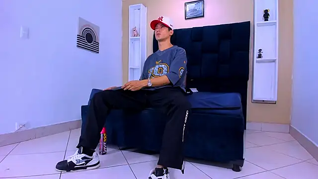 Jhonn Rhyss online show from 03-19-25, 02:37