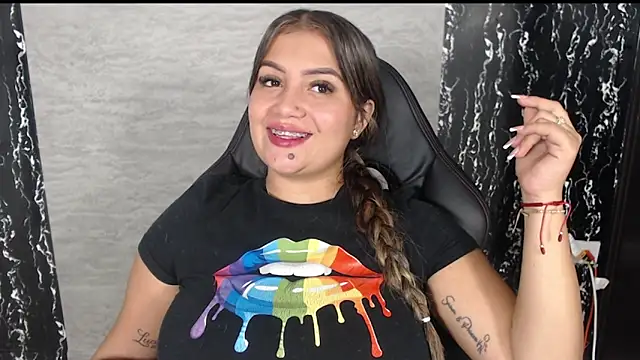 evelin 999  online show from 09-10-25, 08:02