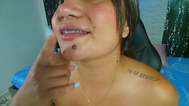 evelin 999  online show from 11-08-25, 09:40